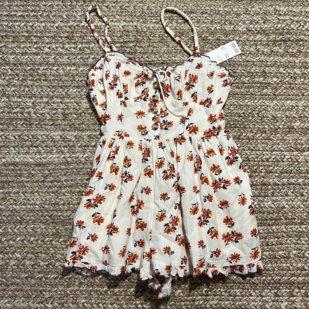 NWT Urban Outfitters Romper XS